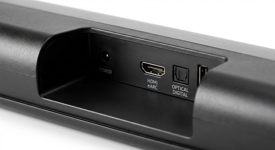 サウンドバー背面のHDMI eARCポートと光デジタルポート