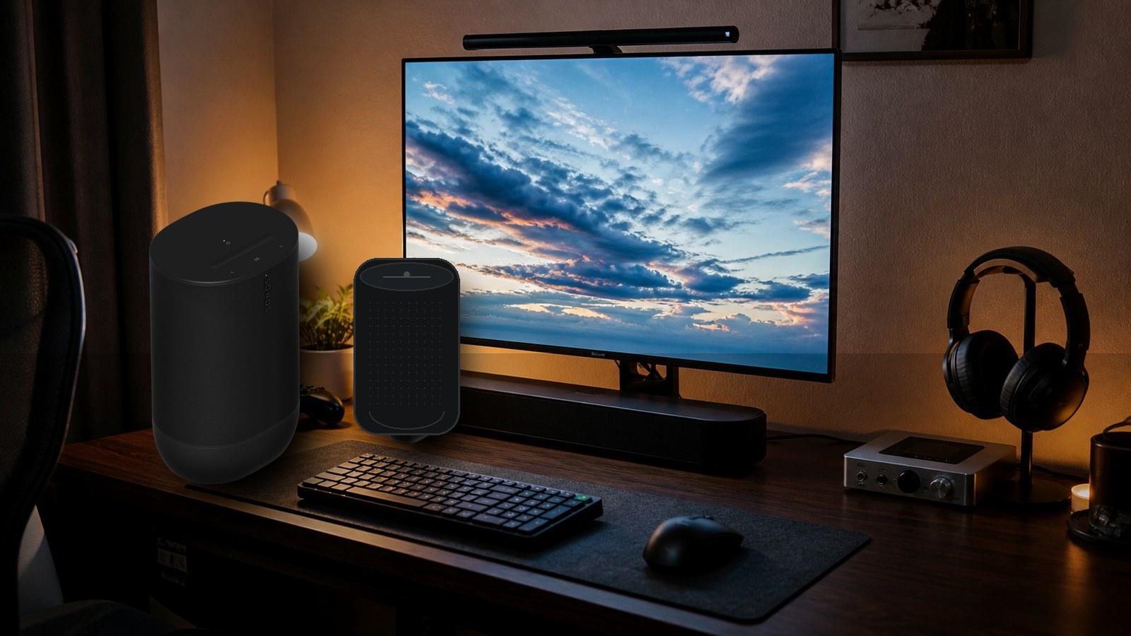 Sonos PlayとRoam 2とMove 2をデスクで並べたサイズ比較